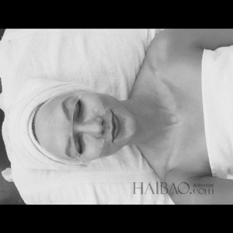 卡莉·克劳斯 (Karlie Kloss)