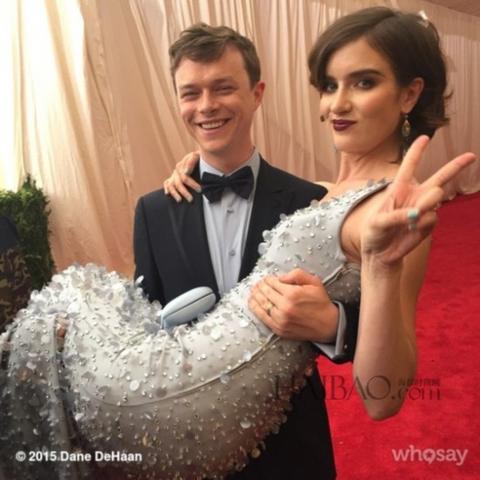 戴恩·德哈恩 (Dane DeHaan) 和妻子