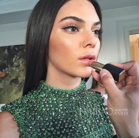 肯达尔·詹娜 (Kendall Jenner)