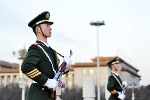 解放军仪仗队武警国旗护卫队跨年交接影像全记录