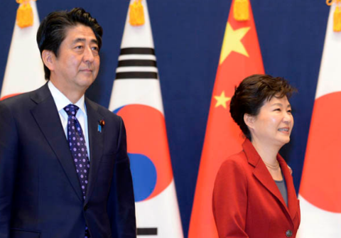 安倍曾向朴槿惠发密信:别说道歉50次,100次都行