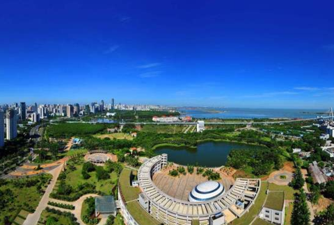 海南大学中国特色自由贸易港研究院成立