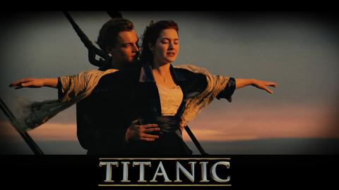 titanic-love-famous-pose-lovers-wallpaper.jpg