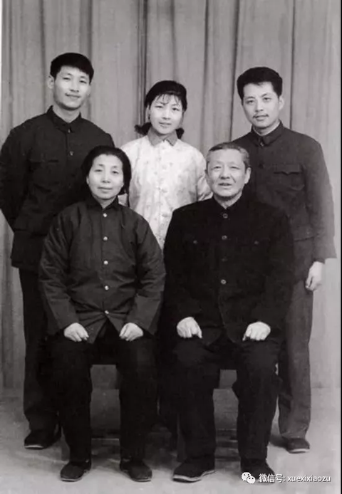 学习小组3.png