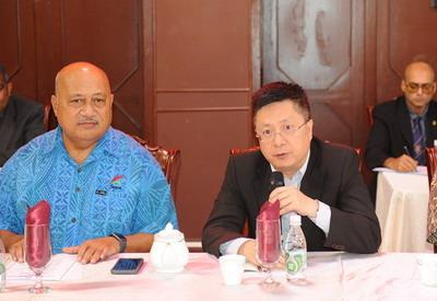 中国大使出席斐济警侨治安交流座谈会