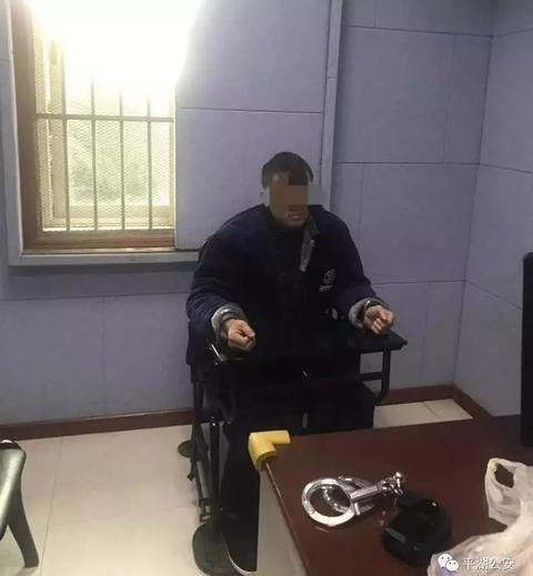 在逃人员潜回老家被抓 反问警察:你们都不过年吗？