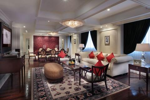 HotelMetropoleHanoi-Grand-Prestige-Suite03-585x390.jpg