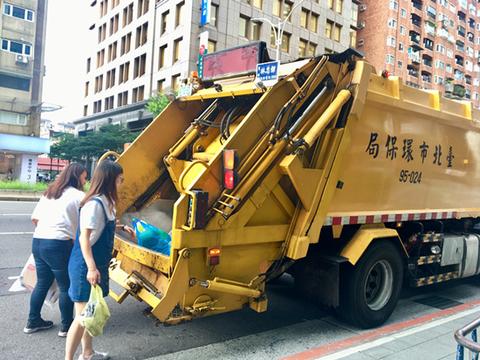 "追着垃圾车跑",台湾人给我们上了一课