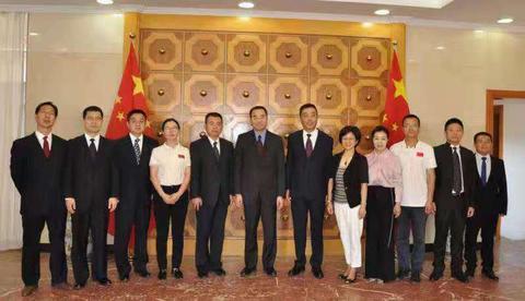 10月28日上午,中国驻苏丹共和国大使马新民在大使馆内会见了中国(陕西