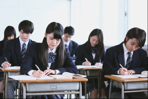 日本就业市场高中毕业生受热捧 企业:他们率真热情