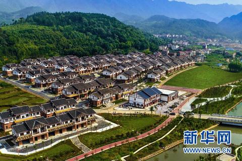 新邵县严塘镇白水洞村