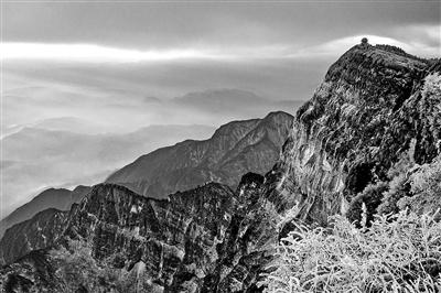 冬日峨眉山——山外有山,人外有人