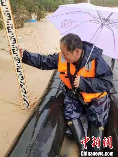 陕西暴雨的成因_陕西一地遭50年一遇特大暴雨侵袭_陕西的暴雨