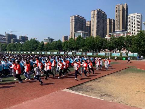 阜阳市颍泉区在阜阳市第十九中学举行应急避险防灾演练