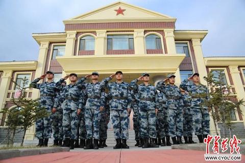 雷达兵生女儿图片